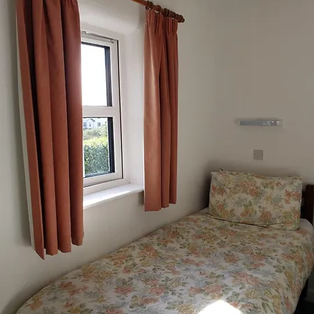 Daffodil Cottage 2 Bedroom Louisburgh Exterior photo
